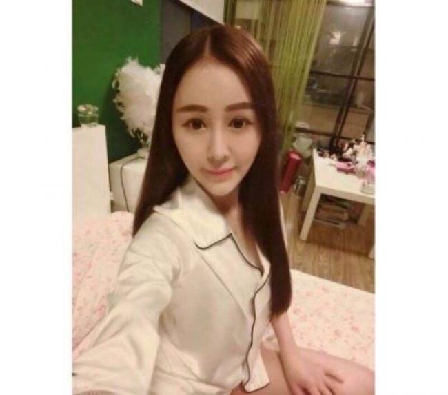 Massage haut de gamme d’une belle vacancière asiatique